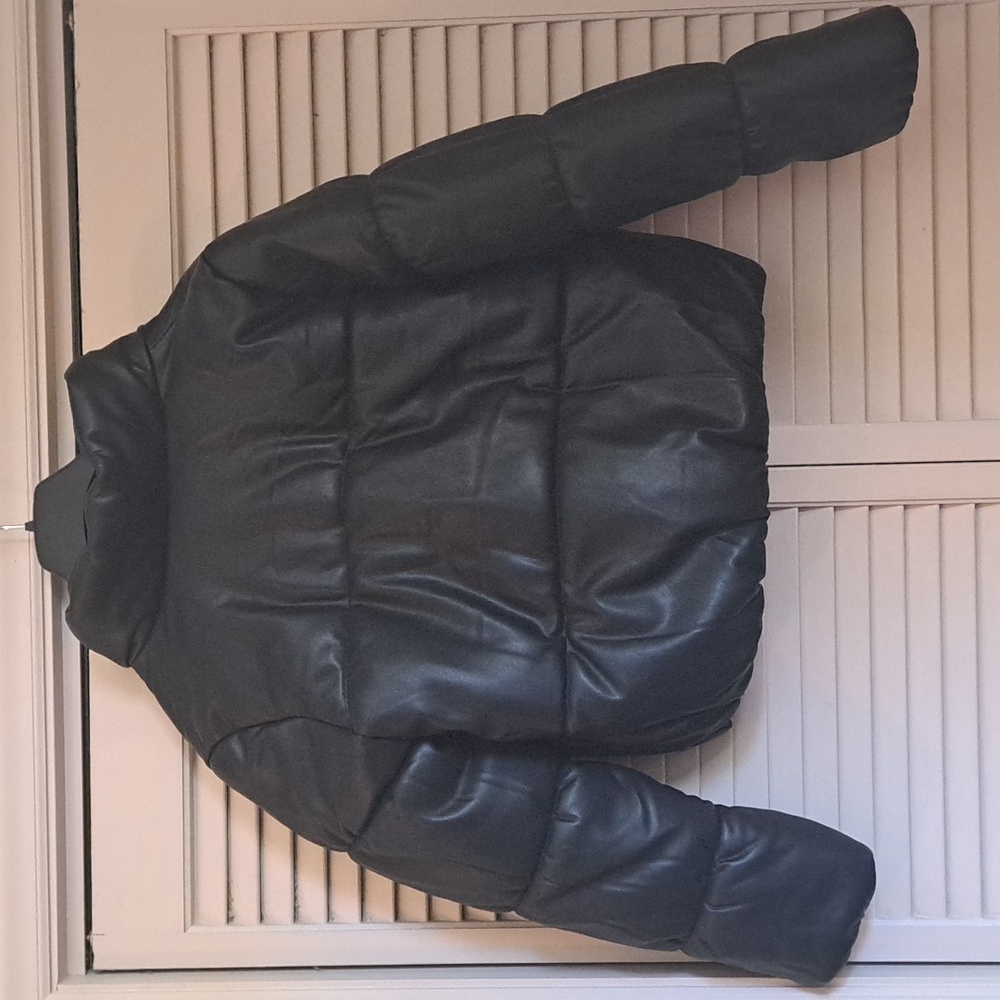 Coat - Picture 5 of 5